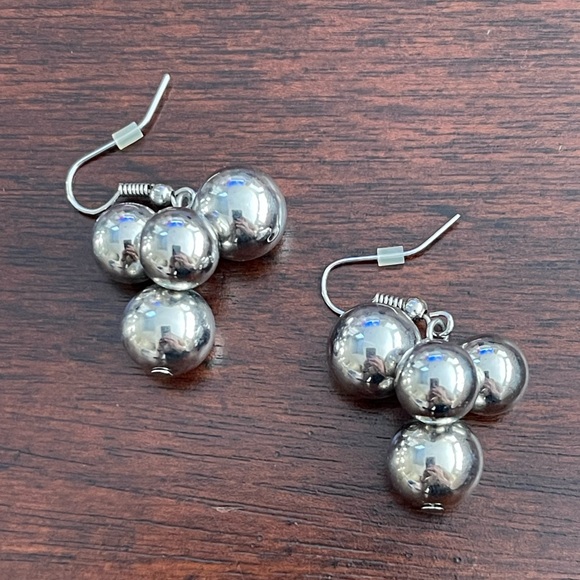 Silver tone spherical ball drop earrings - Picture 2 of 5
